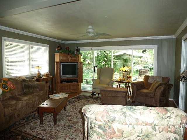 2nd image of 4317 Merriweather Rd