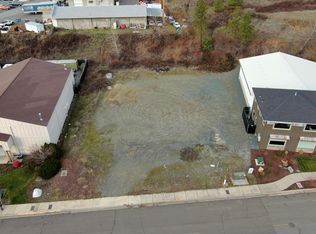 2186 NE Industry Dr, Grants Pass, OR 97526