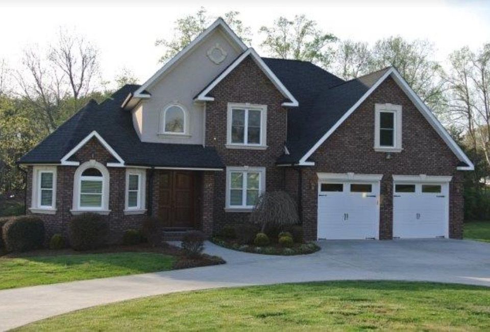 1st image of 1437 Sweetbriar Ln