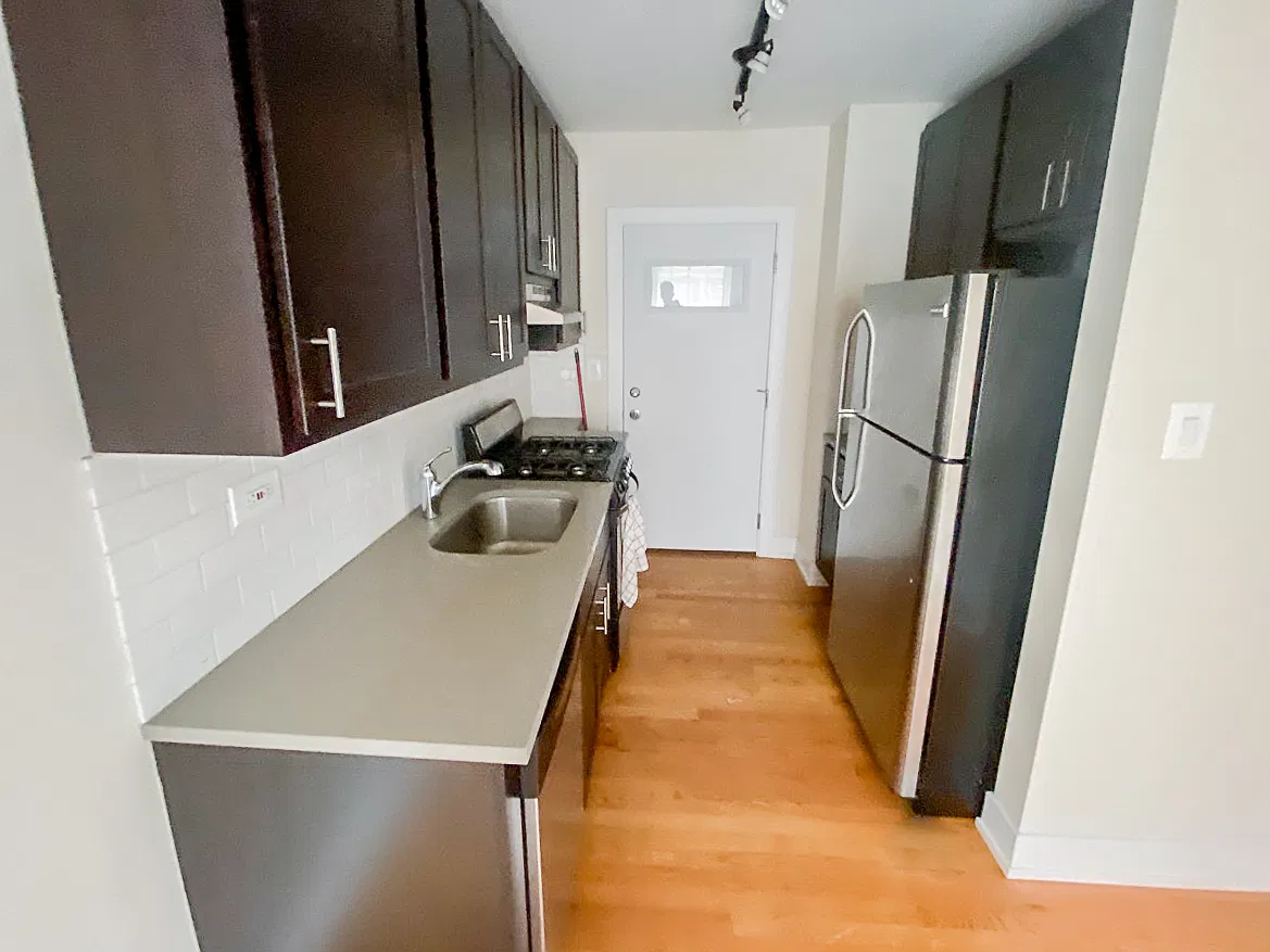 Studio, 510 sqft, $1,695 — Photo 2