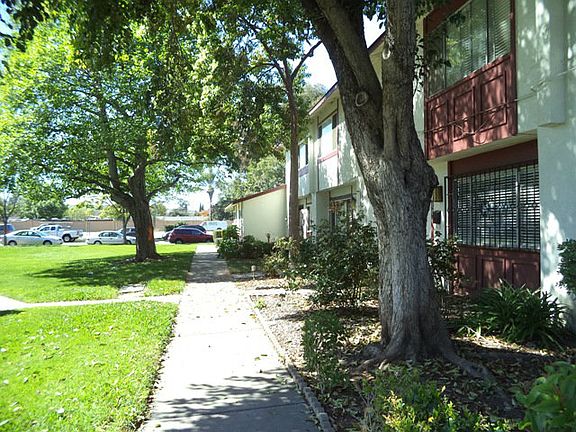 4th image of 412 Capricorn Ct