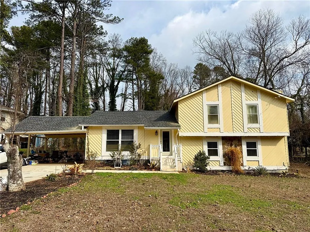 4 bed, 2.5 bath, 1979 sqft, $2,699 — Photo 2