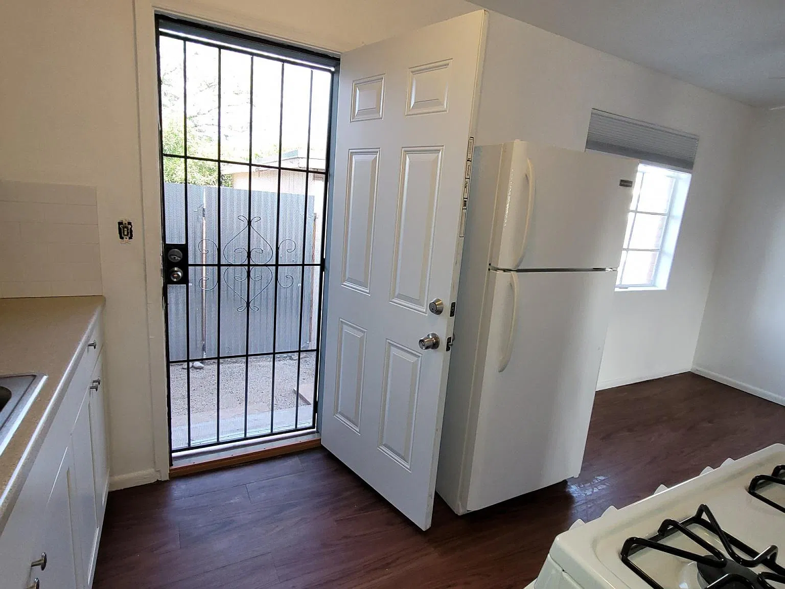 931 N Dodge Blvd — Photo 3