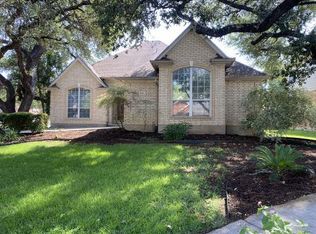4501 Grand Forest Dr, Schertz, TX 78154