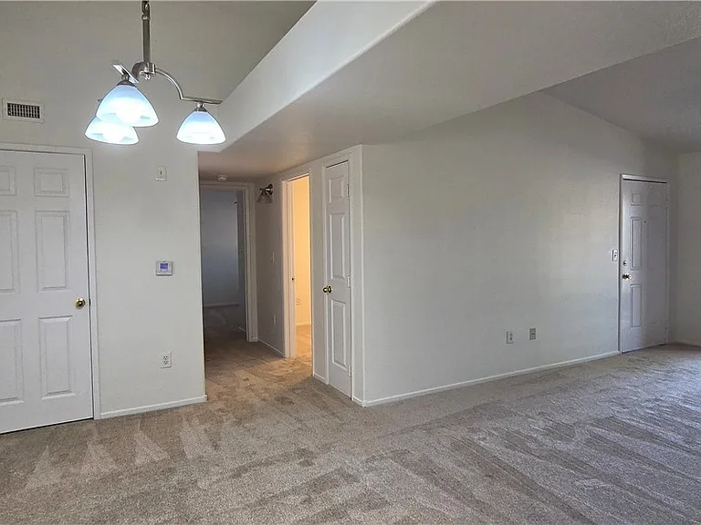 950 Seven Hills Dr #523 — Photo 18
