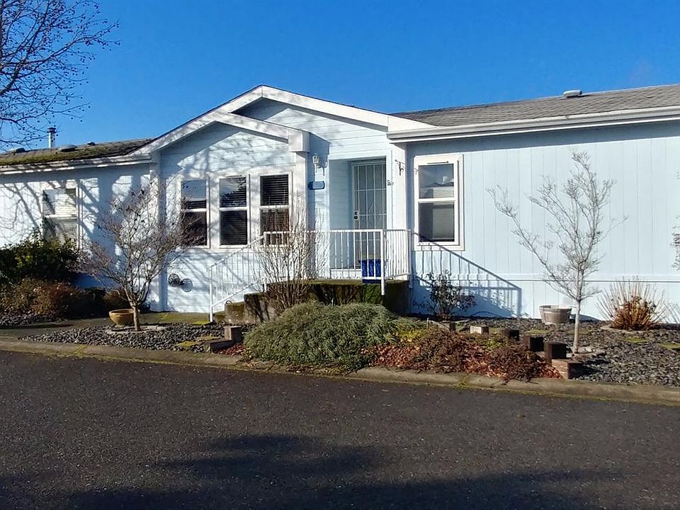 1st image of 300 Whispering Willow Dr
