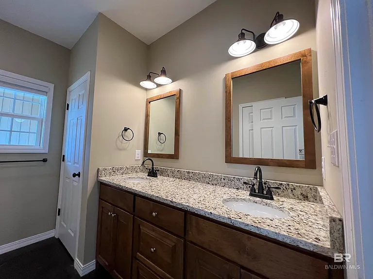12898 Churchill Dr #B — Photo 11