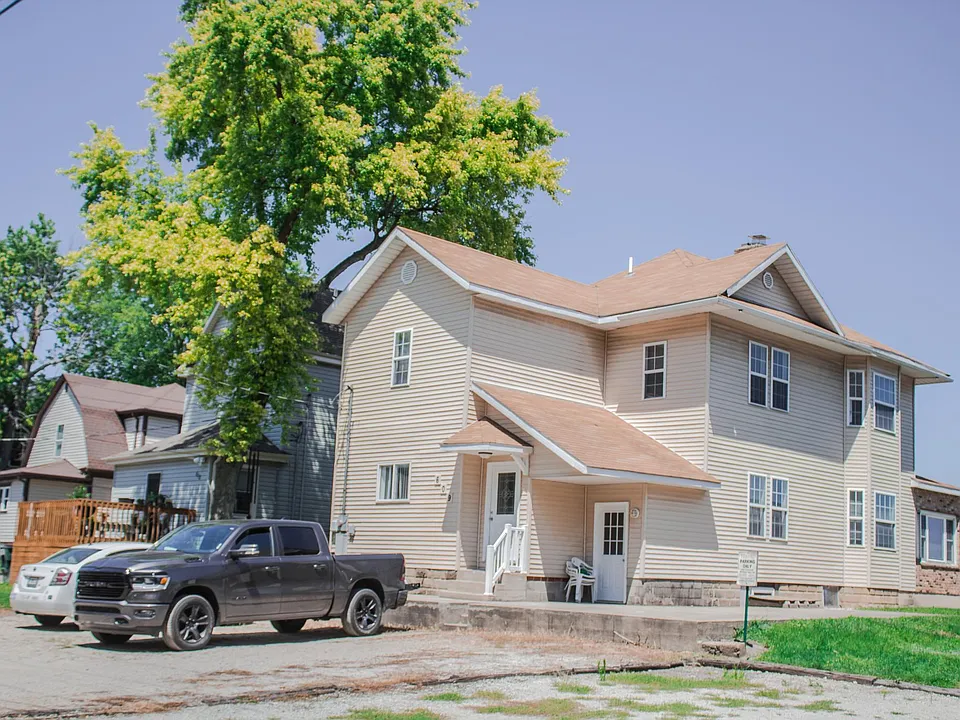 609 N Wheeling Ave