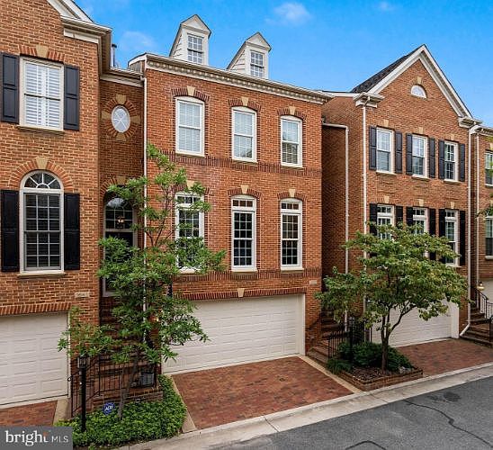 1659 Hunting Creek Dr, Alexandria, VA 22314 | Zillow