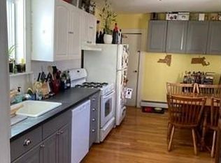 111 Cambridge St #2, Springfield, MA 01109