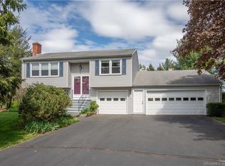 90 Hayes Rd, Rocky Hill, CT 06067