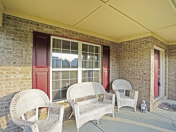 4th image of 4164 Meadowbrook Ln