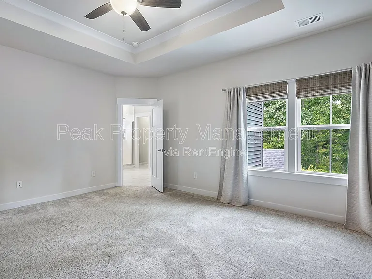1633 Bilder Ct — Photo 15