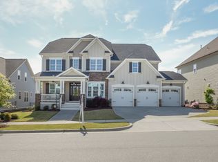 104 Split Trunk Path, Holly Springs, NC 27540