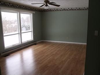 4th image of 114 Watts St
