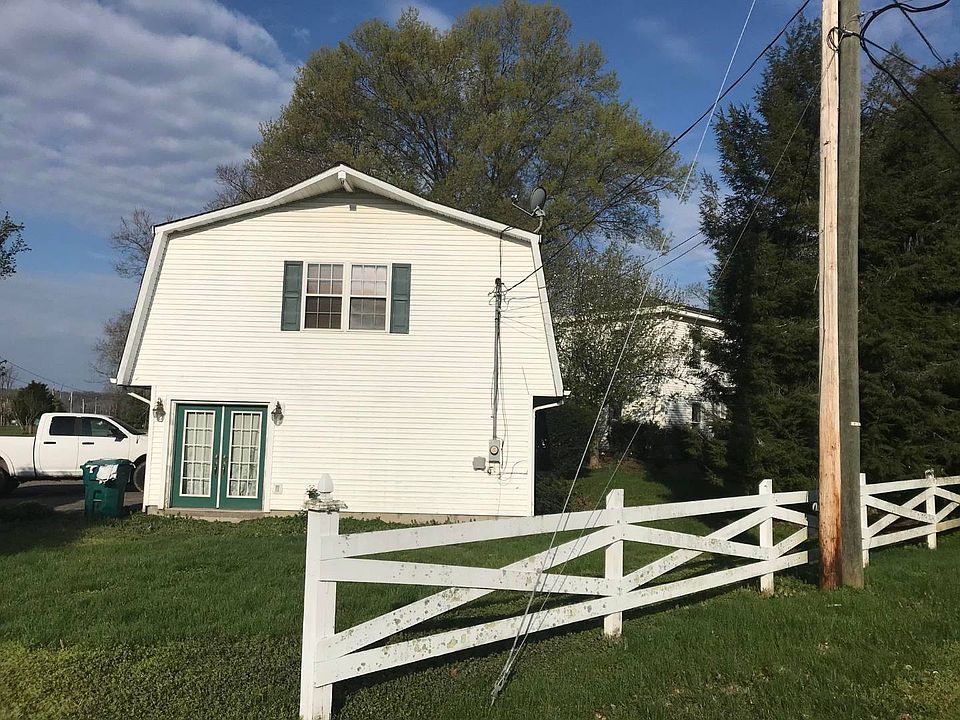 2nd image of 19 Valley St