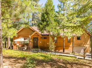 1444 Innsbruck Dr, Lake Arrowhead, CA 92352