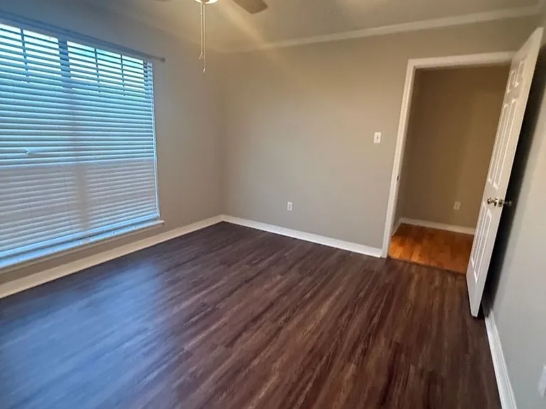 3 Meadow Creek Dr — Photo 32