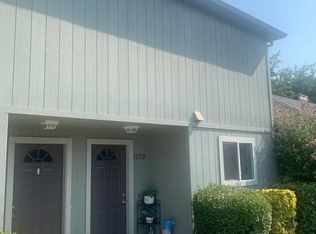 1872 NE Fairview Ave, Grants Pass, OR 97526