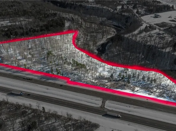 2175 N Creek Rd, Lake View, NY 14085