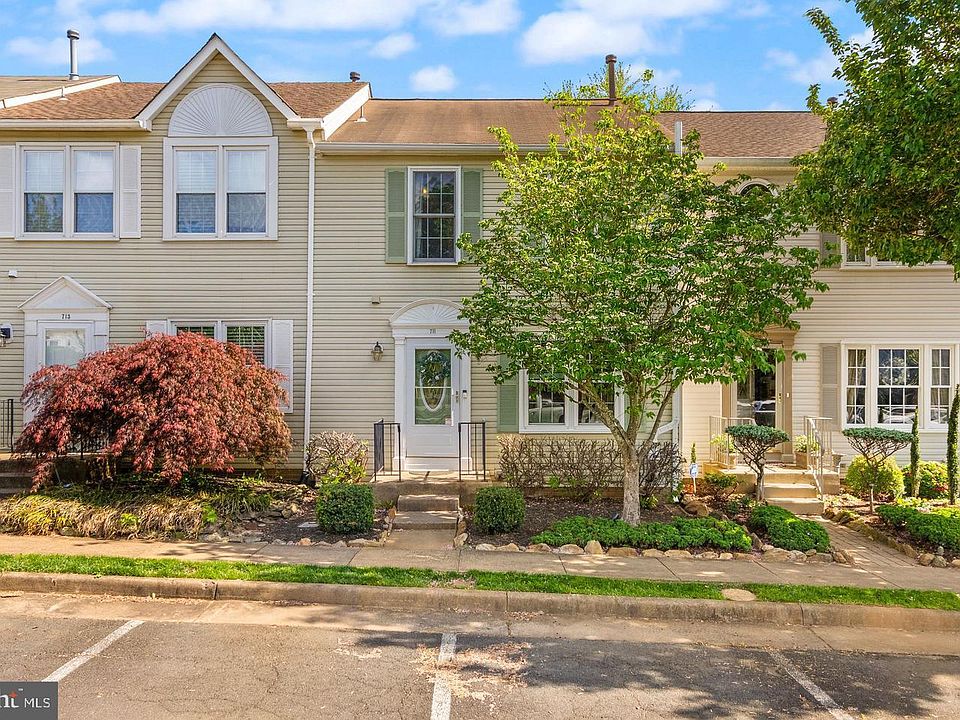 1st image of 711 Acorn Ct