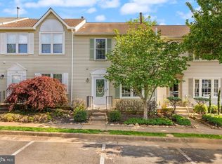 711 Acorn Ct, Warrenton, VA 20186
