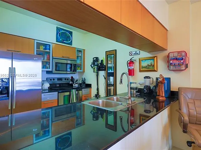 1750 N Bayshore Dr #1711 — Photo 15