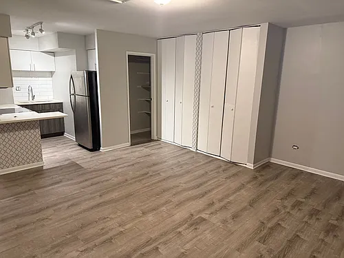 Floor plan 105