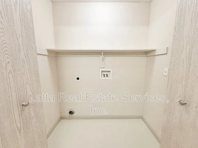3215 SW Iron Creek Dr — Photo 12