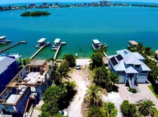 845 San Carlos Dr, Fort Myers Beach, FL 33931
