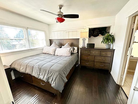 4th image of 948 Hilldale Ave