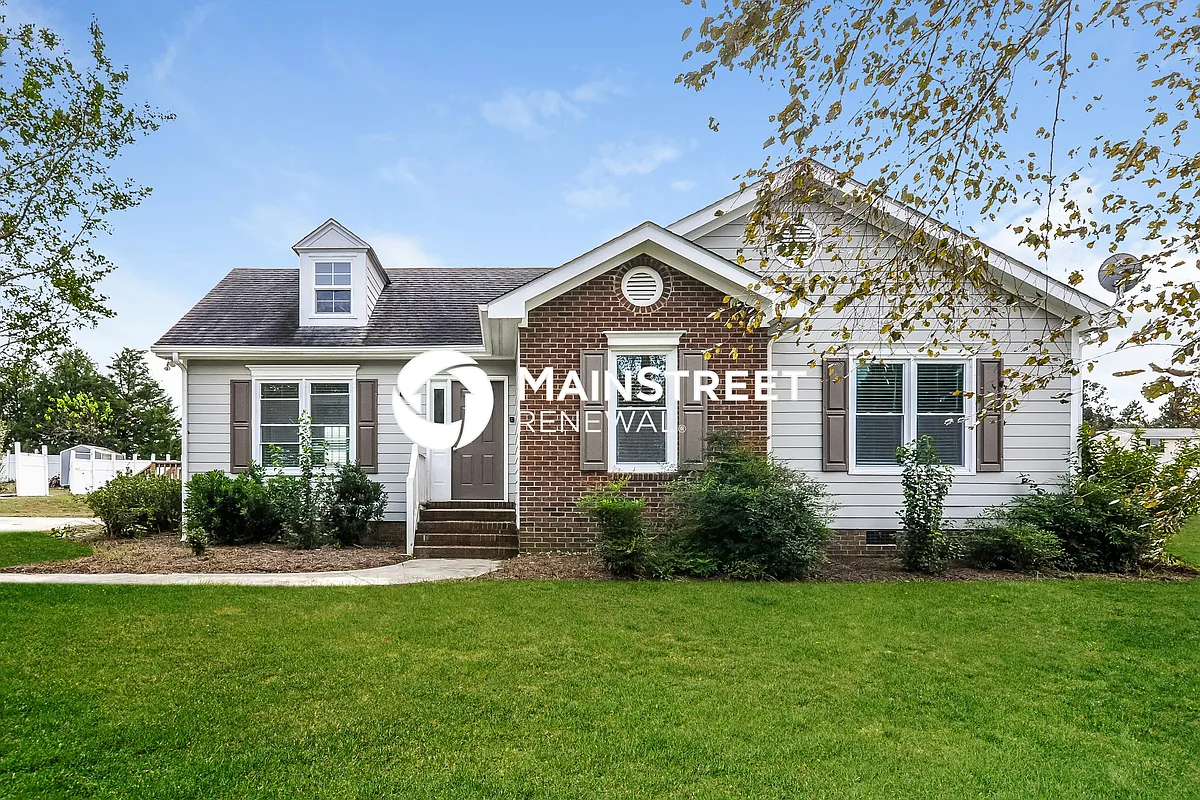 Front View - 35 Winchester Ave