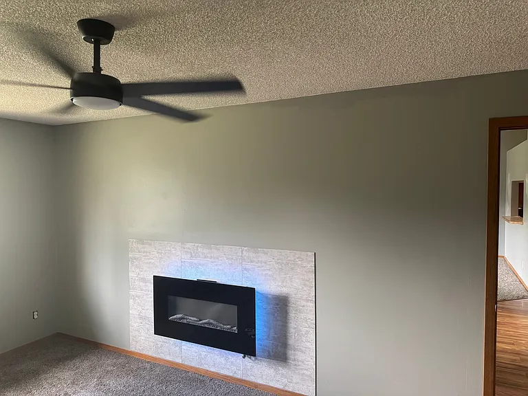11139 Edgewood Cir N — Photo 9