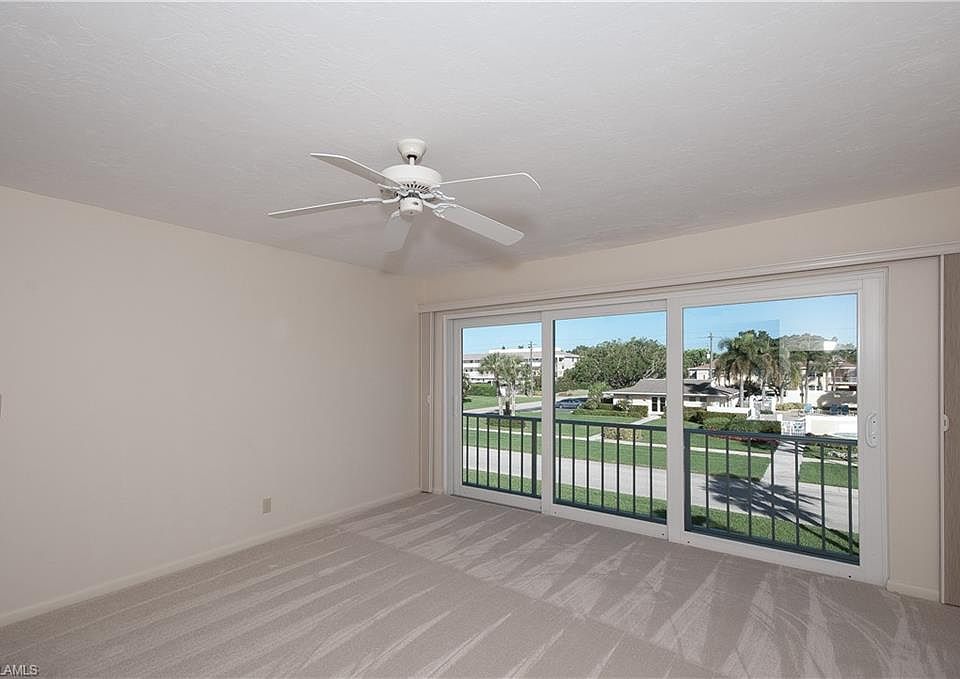 1st image of 518 12th Ave S #518