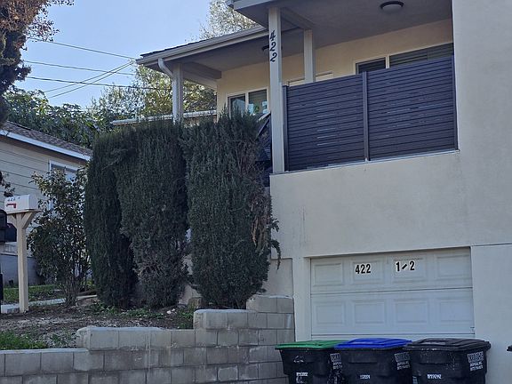 3rd image of 422 W Graves Ave