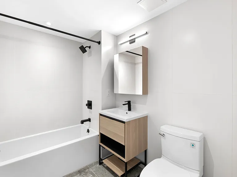 1650 Madison Ave #7D — Photo 6