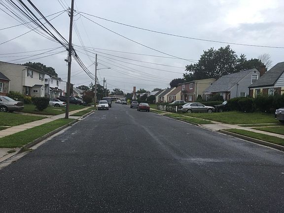 5th image of 722 Martin Dr