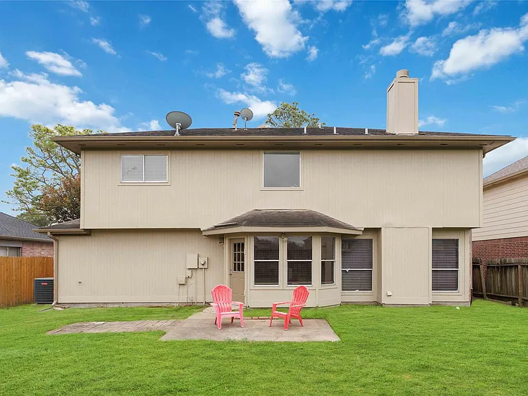 16710 Cheshire Place Dr — Photo 30