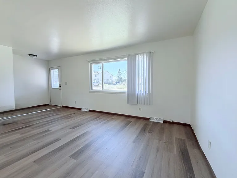 Independence Park Townhomes — Photo 15