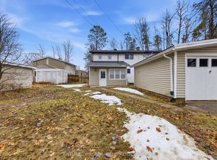102 Birch St, Deep River, ON K0J1P0