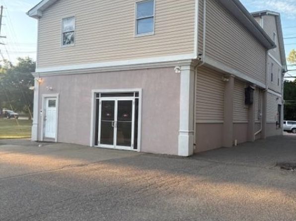 119 Newark Pompton Tpke #A
