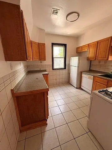 190 Vermont Ave — Photo 12