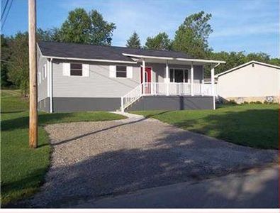 7 Colonial Ave, Smock, PA, 15480