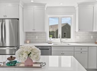 27 Upland Rd, Lynn, MA 01902