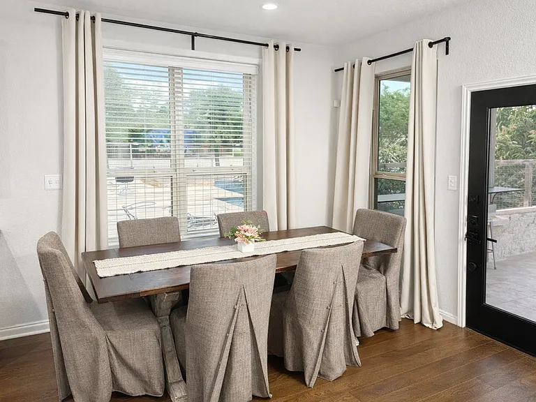 Breakfast nook