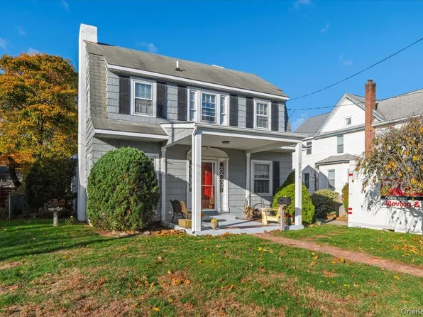 2726 Park Avenue, Baldwin, NY 11510