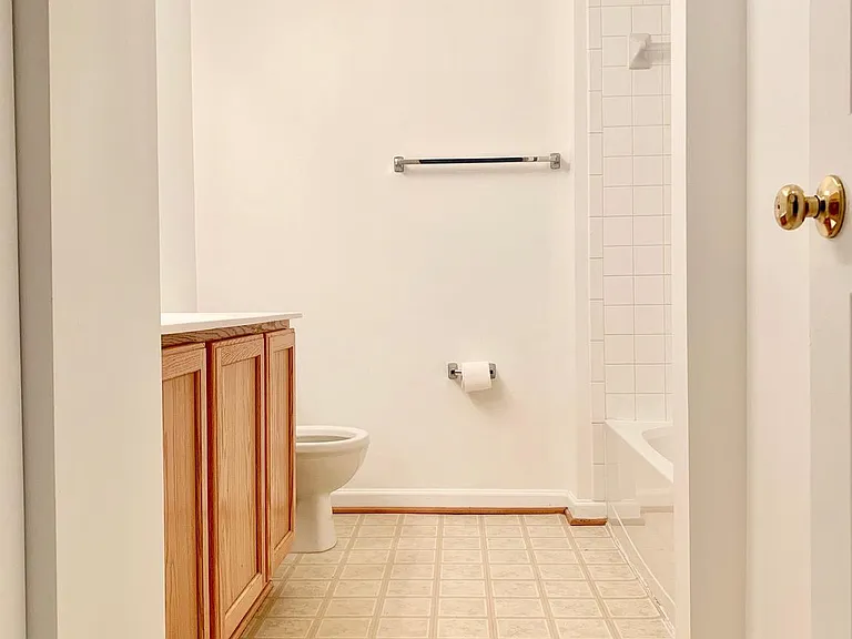 8108 Horseshoe Cottage Cir — Photo 18