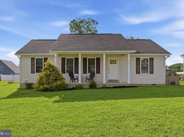 162 S Loudoun St, Strasburg, VA 22657