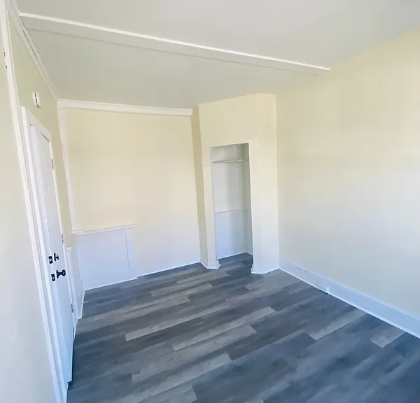 144 W Jackson St #A — Photo 6