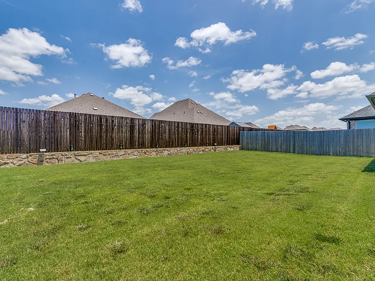 268 Cisco Trl — Photo 34